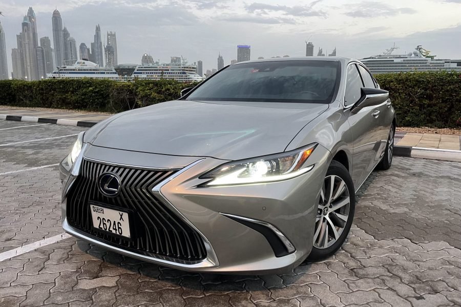 Lexus ES 300 2022