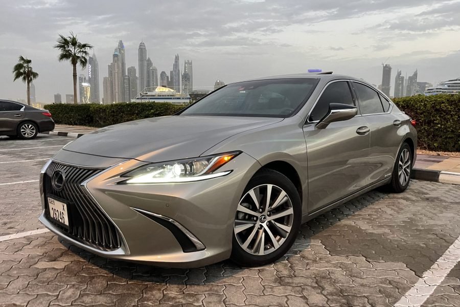 Lexus ES 300 2022