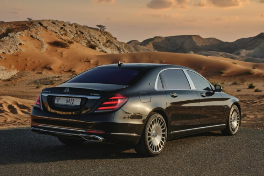 Mercedes-Maybach S560