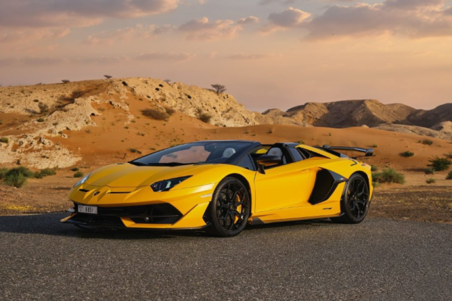 Lamborghini Aventador SVJ Roadster