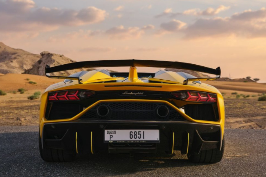 Lamborghini Aventador SVJ Roadster